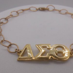Chain Greek Bracelet on display of the website